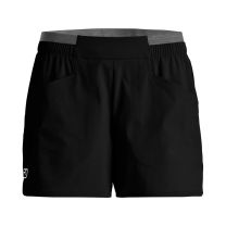 Trace Shorts W